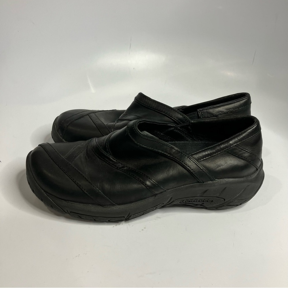 Merrell black leather Mocs size 6